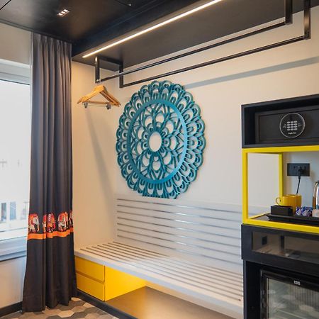 Zibe Luxe Kakinada By Grt Hotels Esterno foto