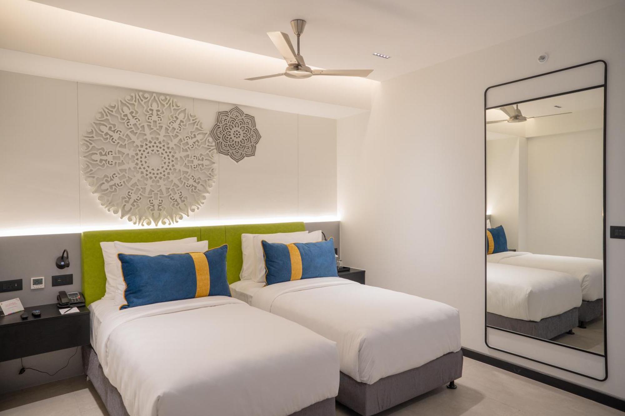 Zibe Luxe Kakinada By Grt Hotels Esterno foto