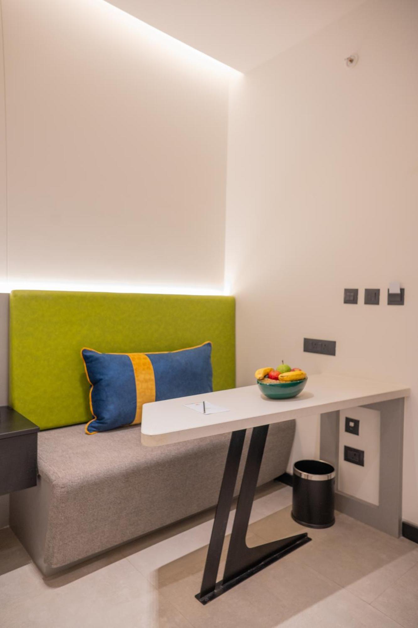 Zibe Luxe Kakinada By Grt Hotels Esterno foto
