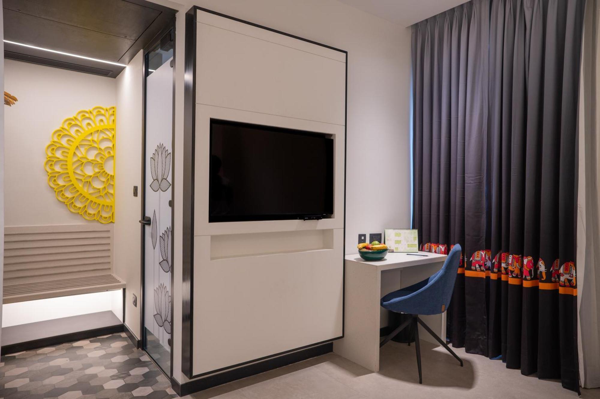 Zibe Luxe Kakinada By Grt Hotels Esterno foto