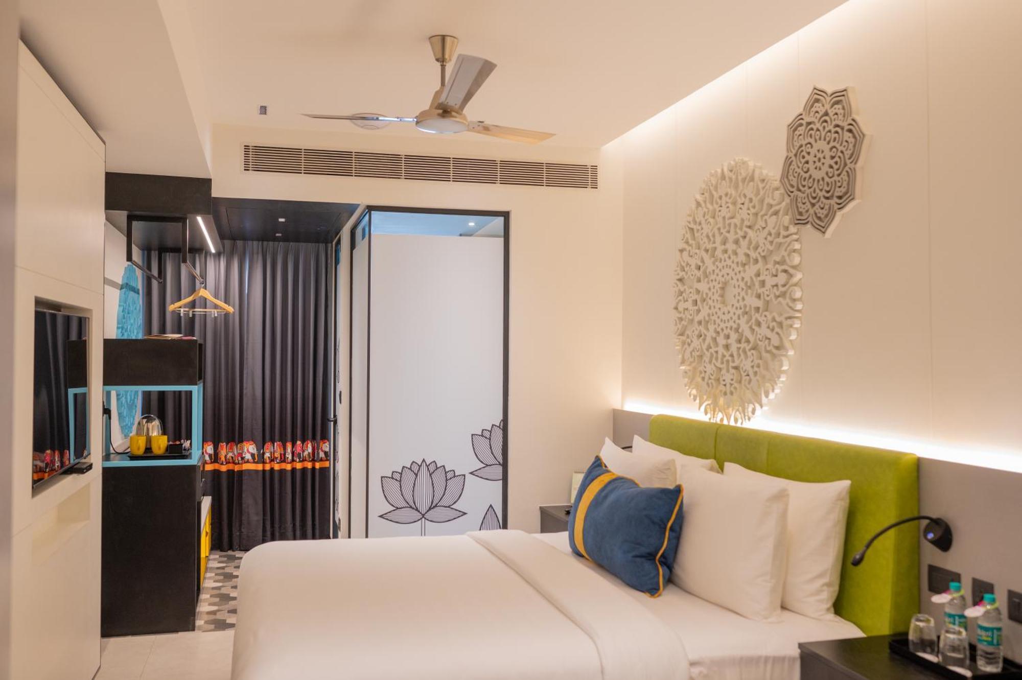 Zibe Luxe Kakinada By Grt Hotels Esterno foto