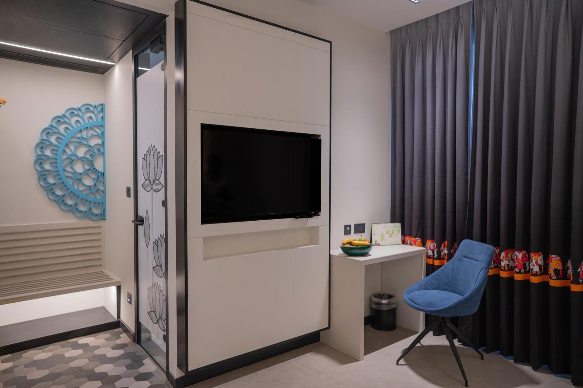 Zibe Luxe Kakinada By Grt Hotels Esterno foto